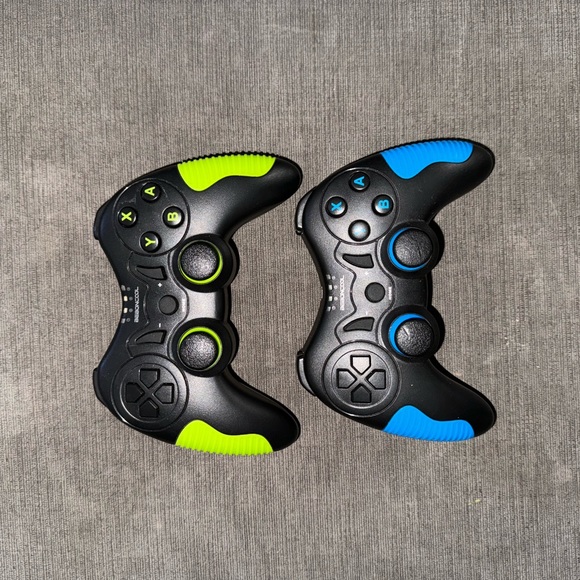 Perfect condition Nintendo switch BEBONCOOL controllers - Picture 2 of 3